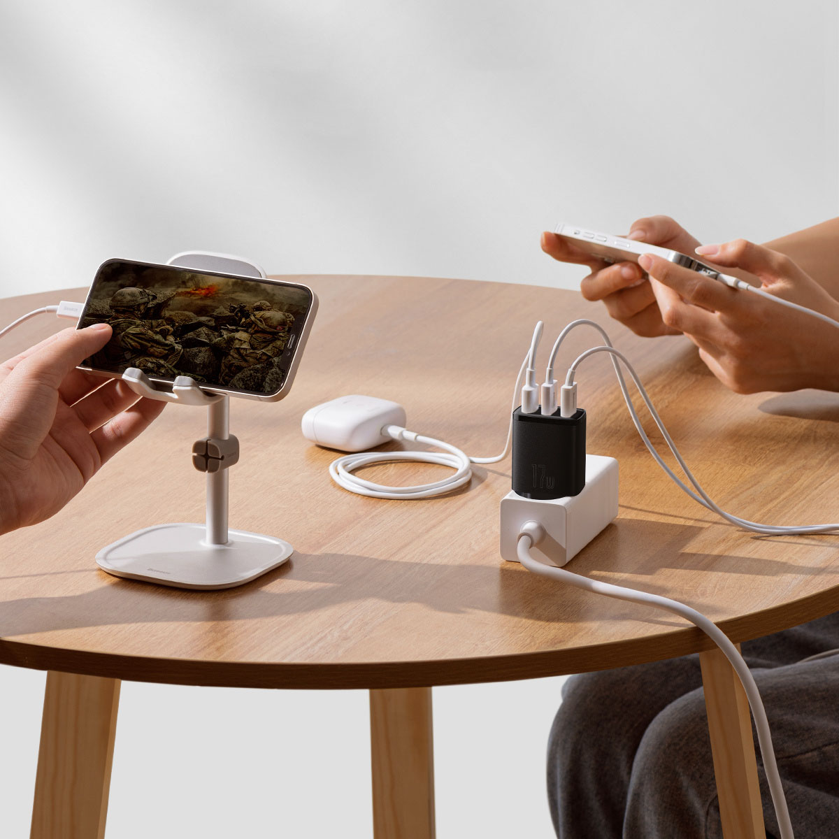 Зарядно за 220V Baseus Compact Quick Charger 17W 3 x USB Type-A