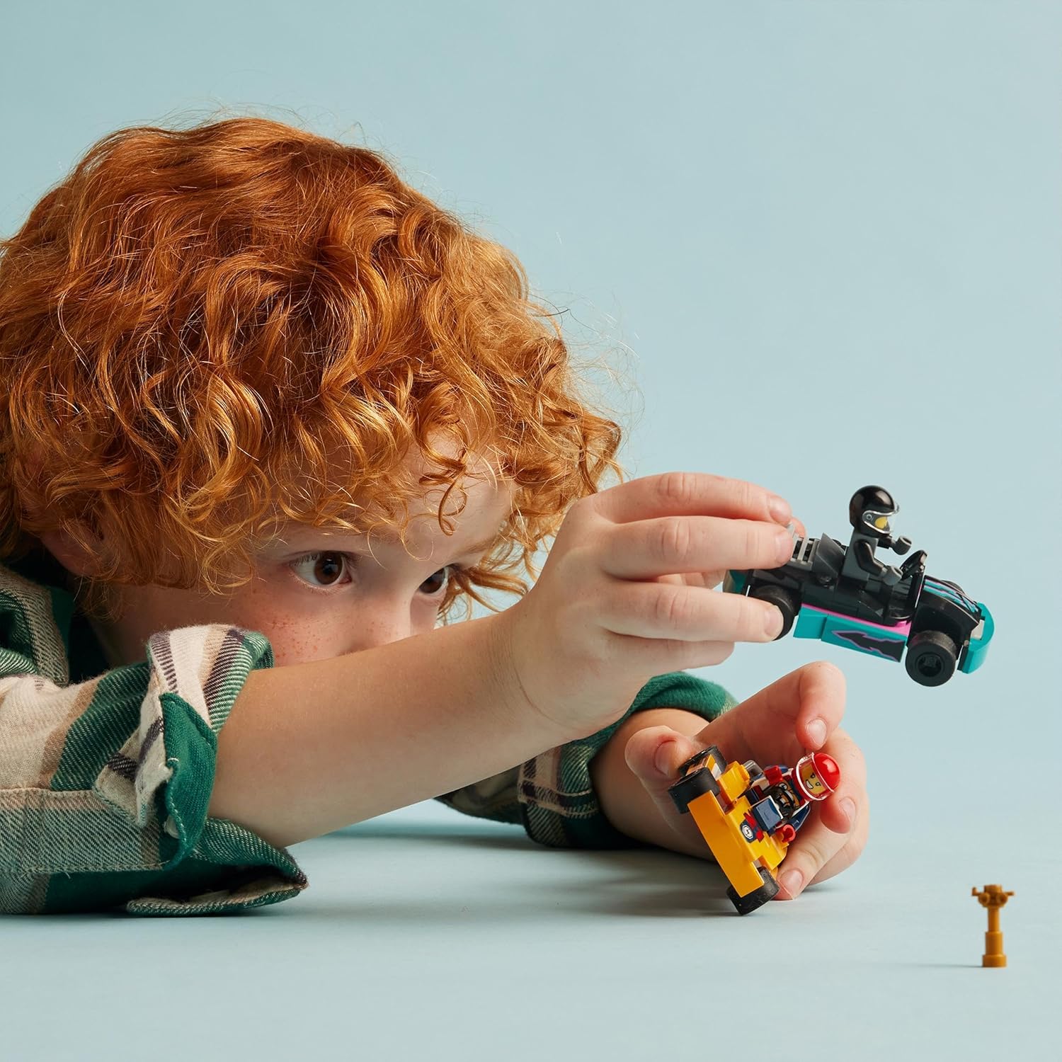 LEGO City Бъгита и състезатели (60400) - Image 5