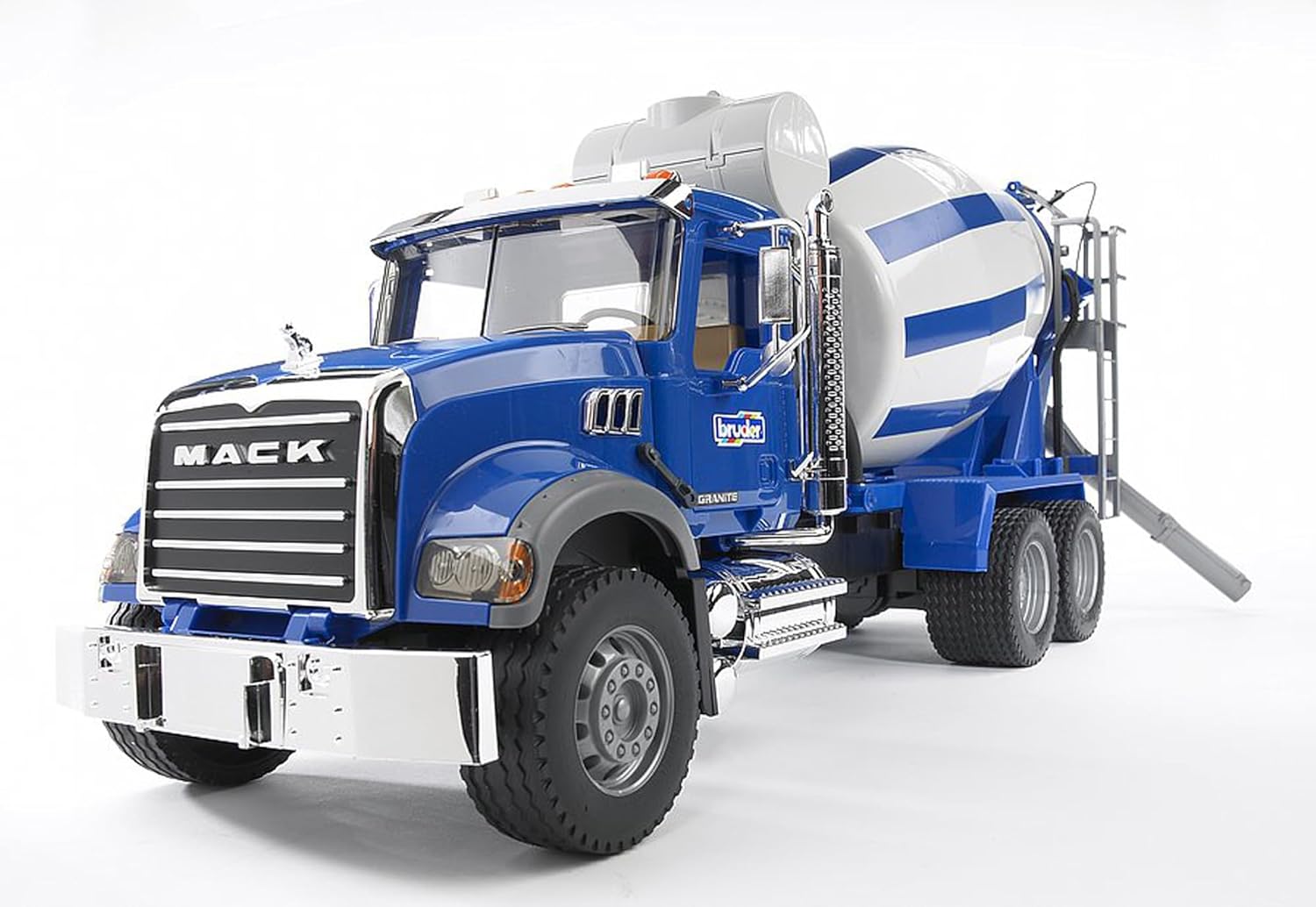 Bruder MACK Granite Играчка Бетоновоз - Image 3