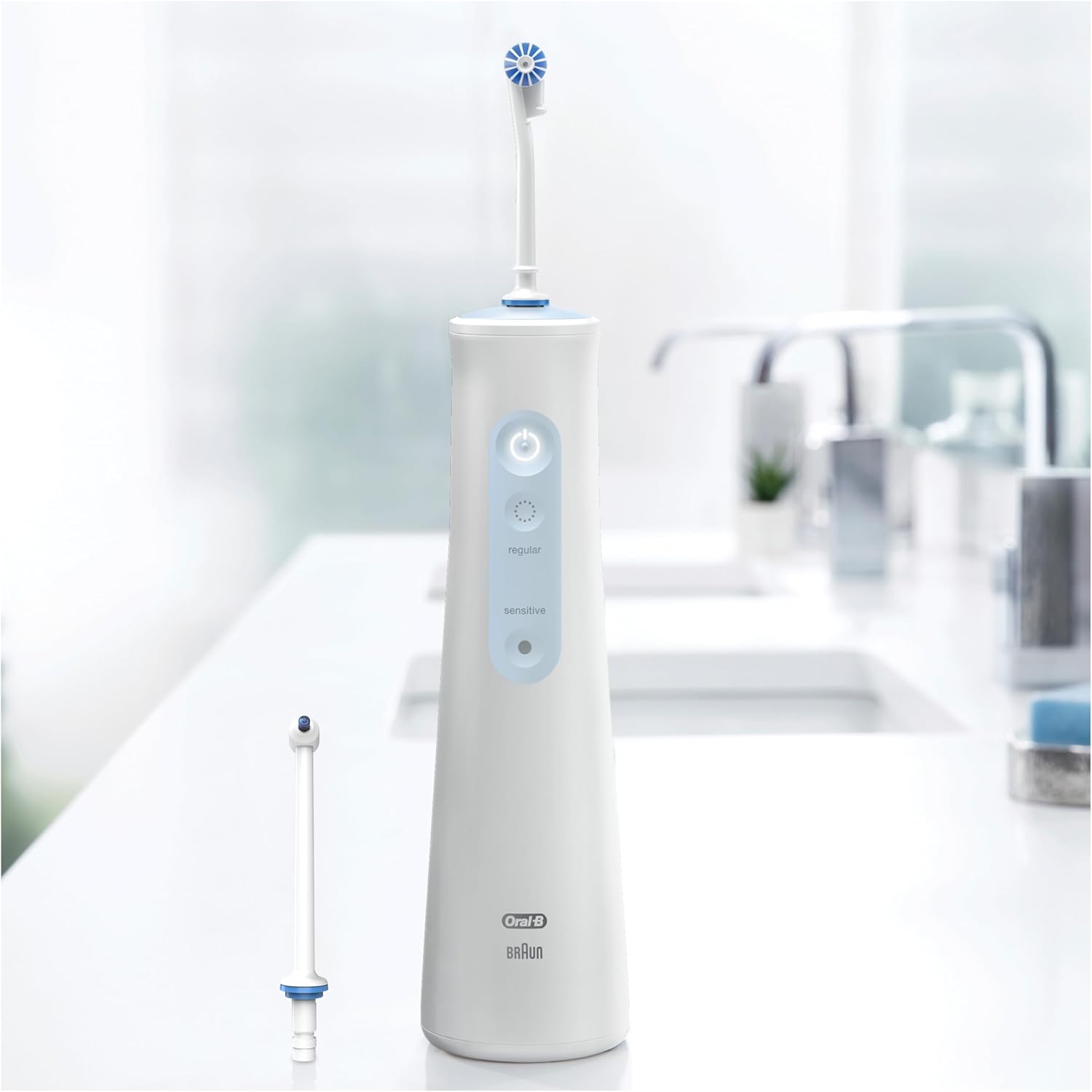 Орален Иригатор Oral-B AquaCare 4 Wireless Oral Irrigator - Image 2